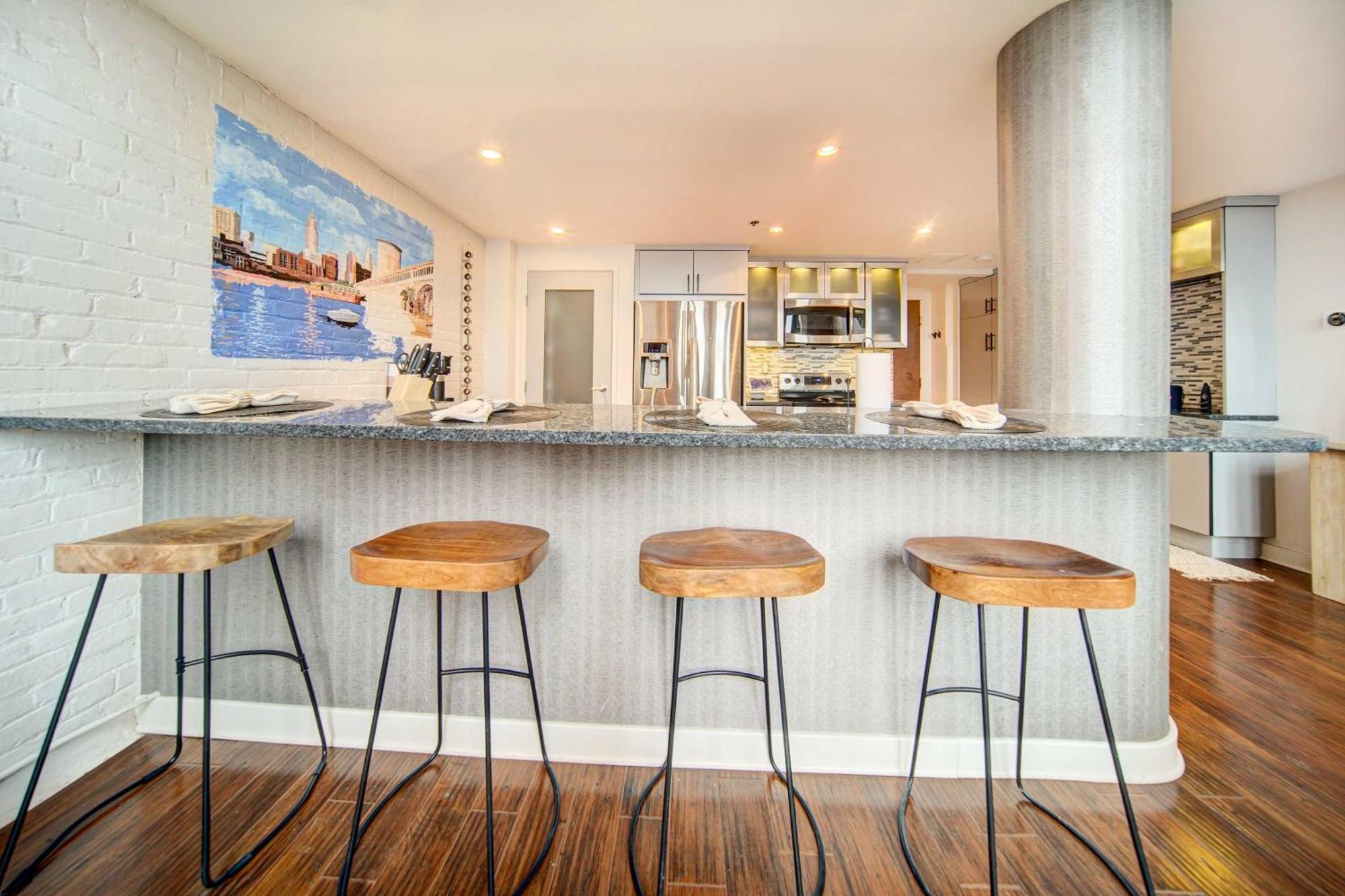 Waterfront Cleveland Apt About 1 Mi To Downtown Luaran gambar